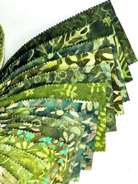 Java Batiks Olive Green Batik Jelly Roll 40 2.5 Inch Fabric Strips ST-MASJAB-OLG