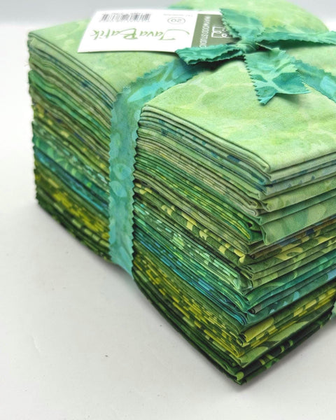 Java Batiks Green Light to Dark Green Batik Fat Quarters 20 Fqs Fabric 18 x 22 FQ-MASJAB-GRE2
