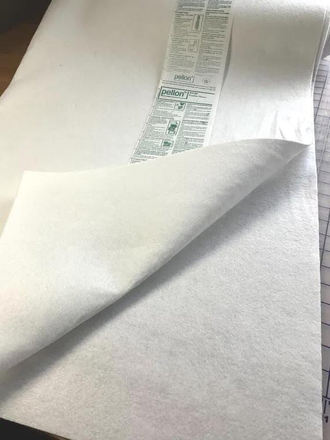 Pellon 973F Heavyweight Fusible Fleece White Polyester 31 x 45 Inch Remnant